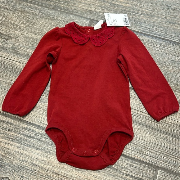 H&M Peter Pan Collar Bodysuit - Picture 1 of 6